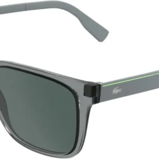Test Lacoste L6077S Transparent Grey : des solaires légères qui misent surtout sur le logo