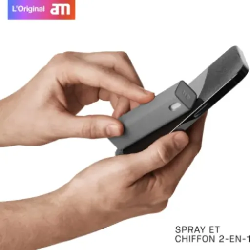 Test am Kit Nettoyage Écran Voiture : petit spray, gros ménage sur les traces de doigts