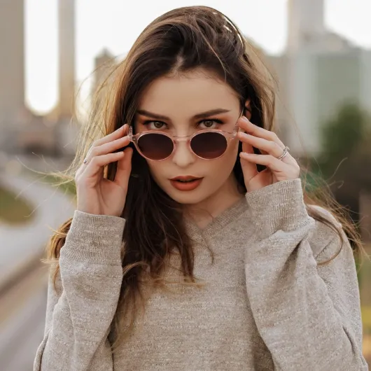Lunettes de Soleil Polarisées pour Hommes et Femmes : Classiques Rétro Rondes Unisexes - Protection UV400 Cat.3 Rouge / Thé